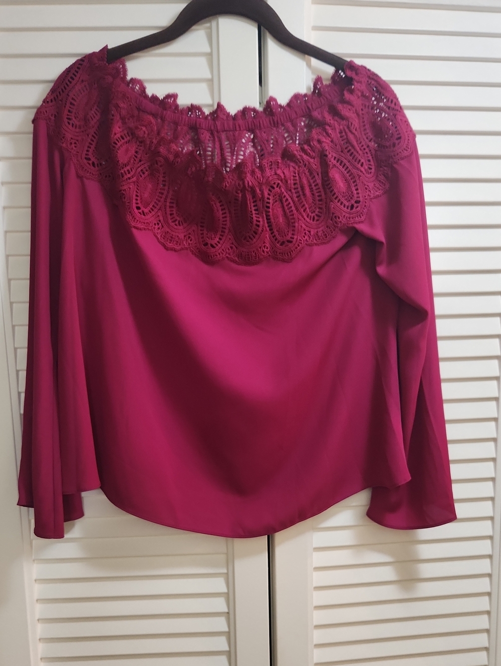 INTERMIX Off-Shoulder Lace Trim Blouse in Magenta